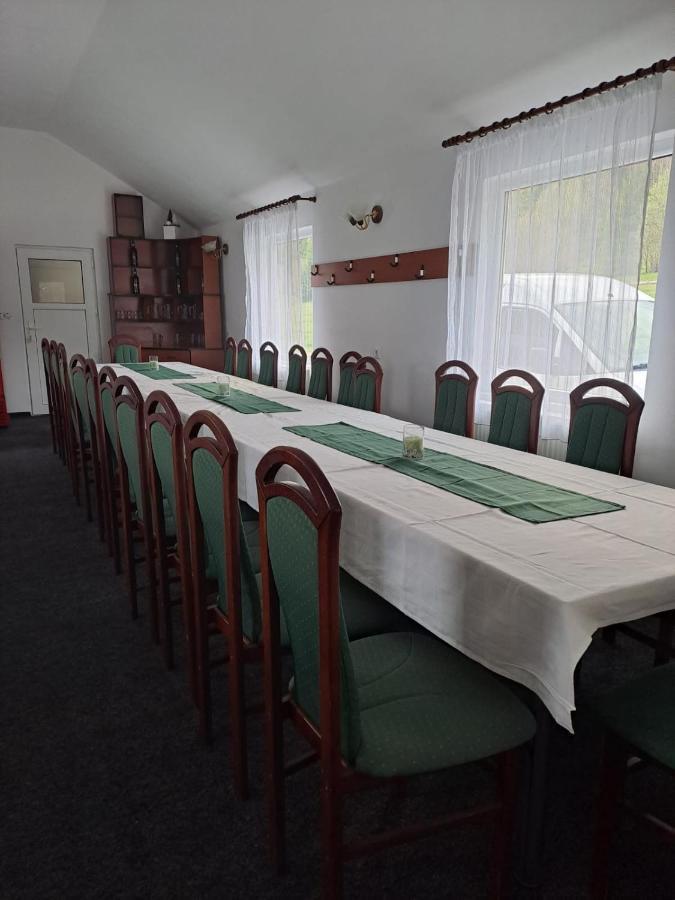 Cabane Areama Neagra Izvoru Mureşului Esterno foto