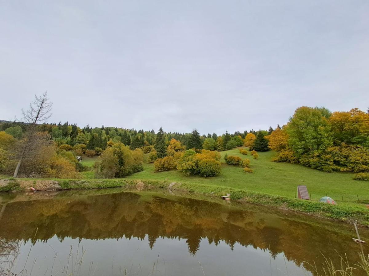 Cabane Areama Neagra Izvoru Mureşului Esterno foto